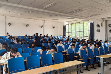 数学竞赛圆满落幕，激发学子数学热情