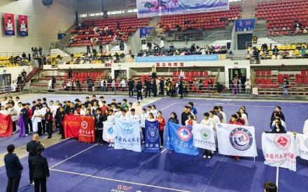 5金7银5铜！团体总分第一！