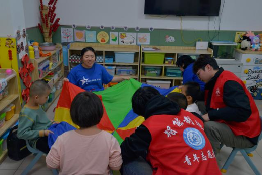 青春践初心 “锋” 华满滨职——我校学雷锋志愿服务月活动圆满落幕