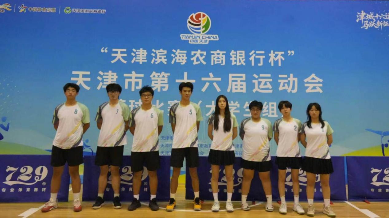 队员合照