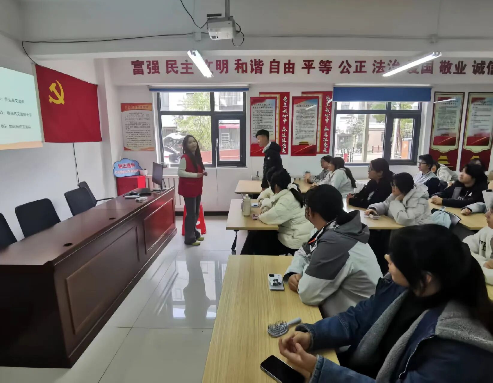 微信图片_2025-11-16_124934_326